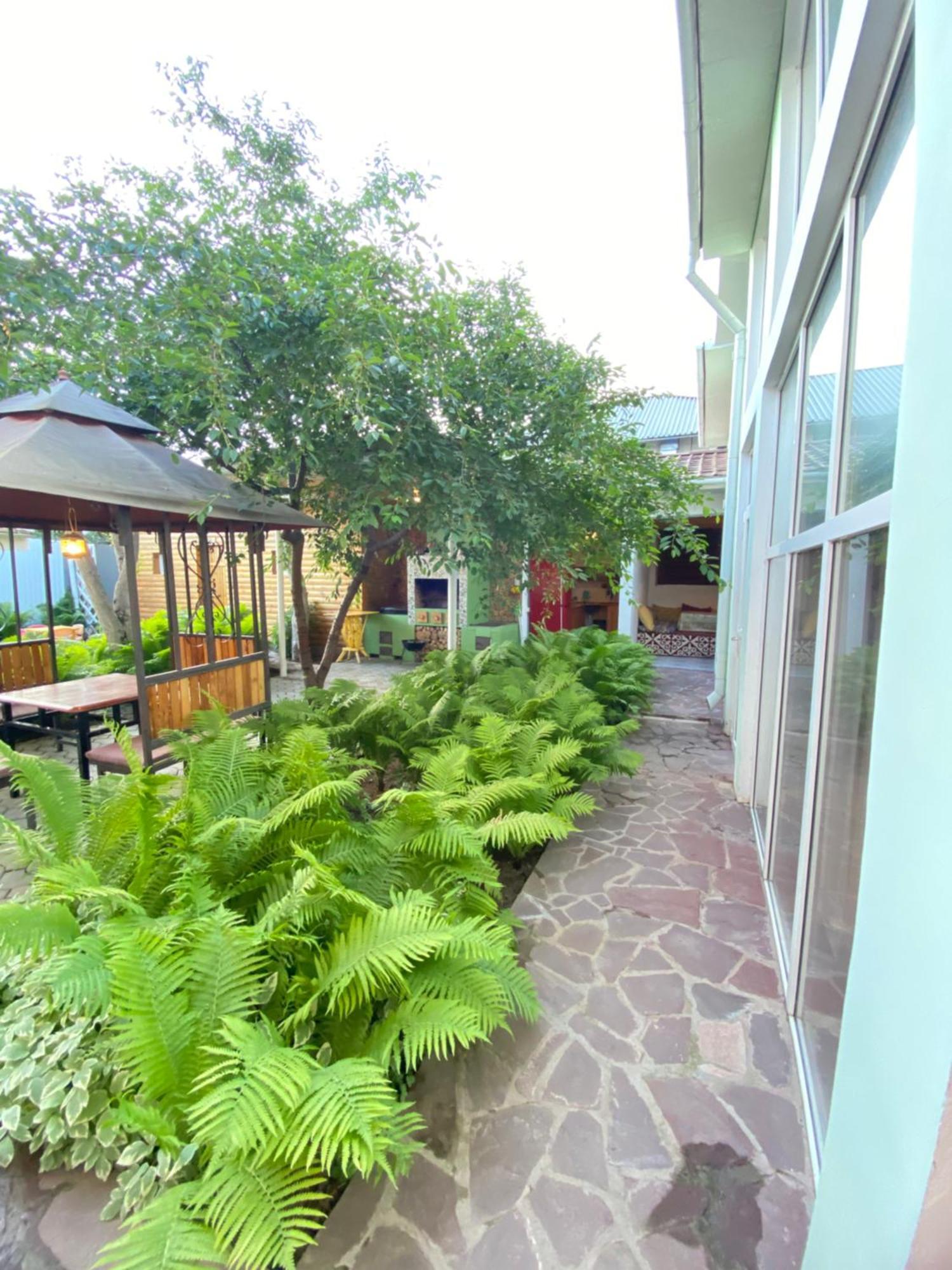 Osobyi Guest House Cholpon-Ata Exterior foto