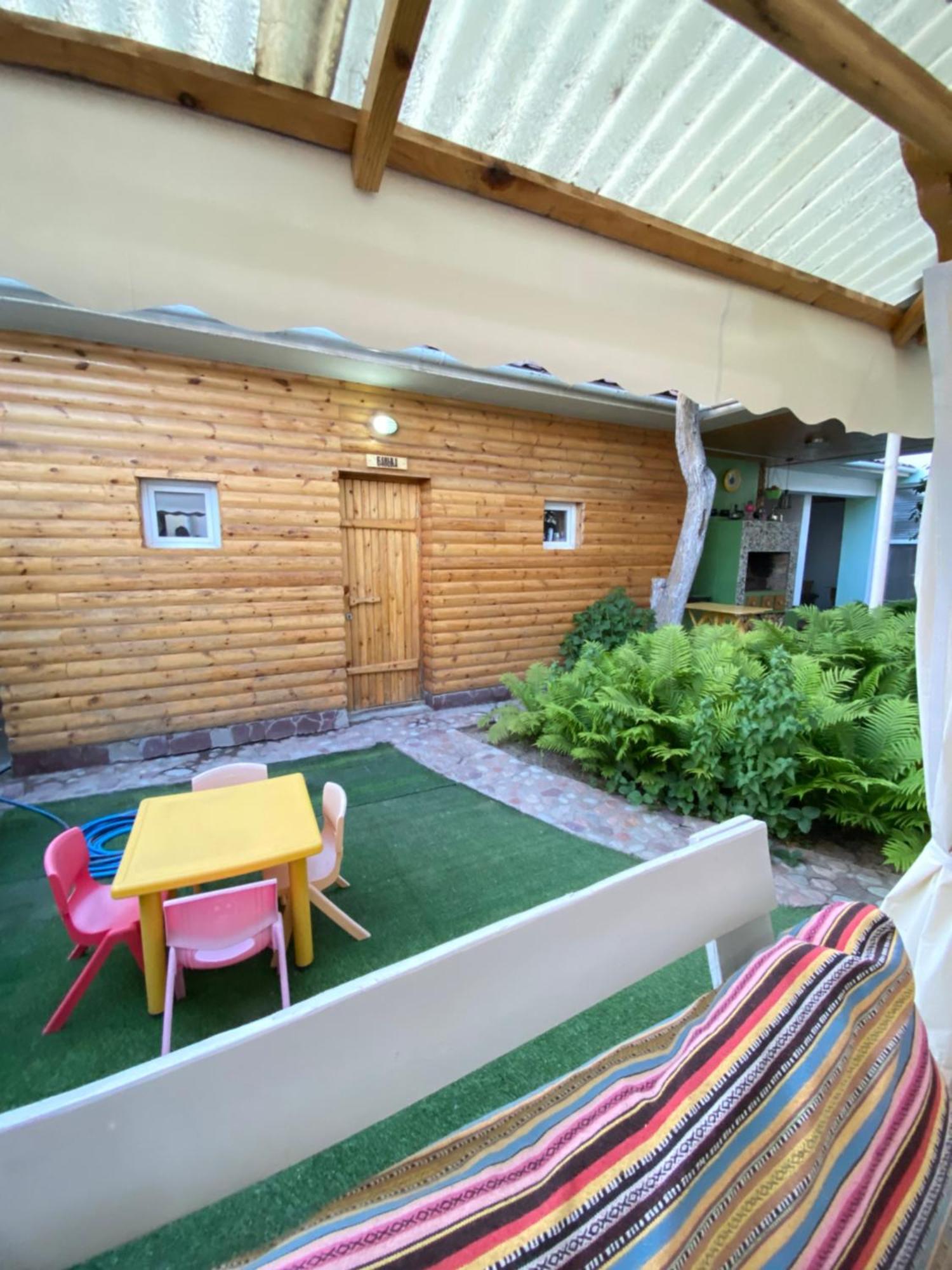 Osobyi Guest House Cholpon-Ata Exterior foto